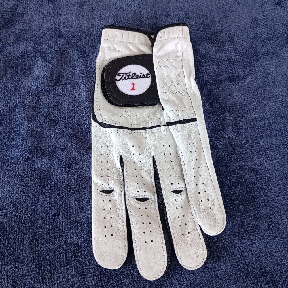Titleist White Golf Glove Left Hand Women's